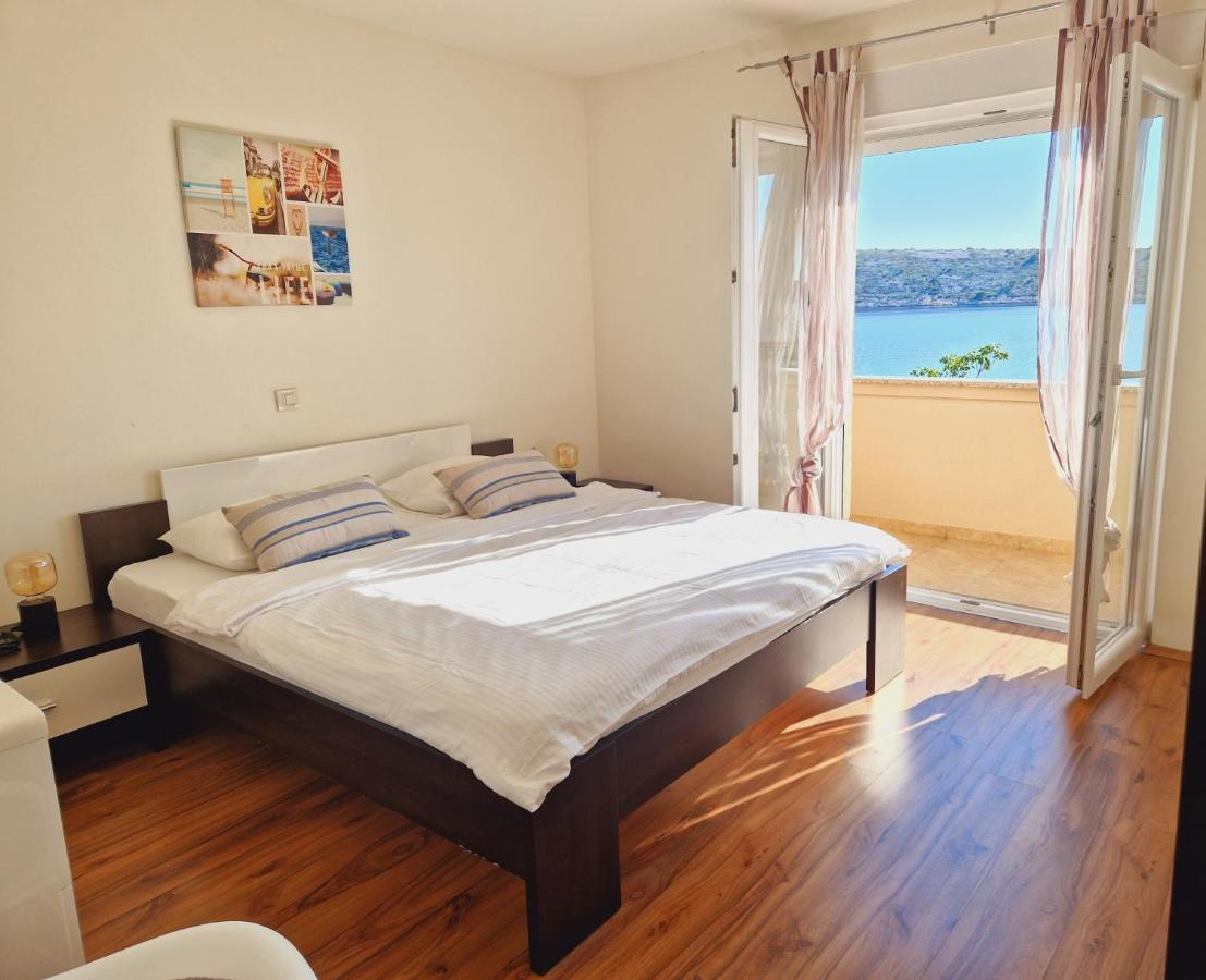 Villa Petra Barbat na Rabu Екстериор снимка