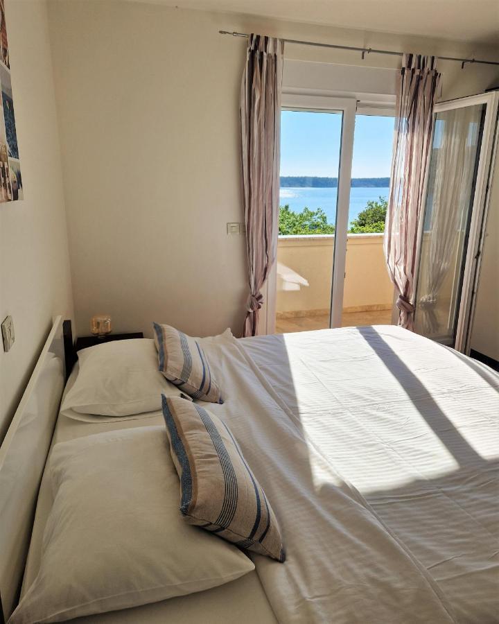 Villa Petra Barbat na Rabu Екстериор снимка