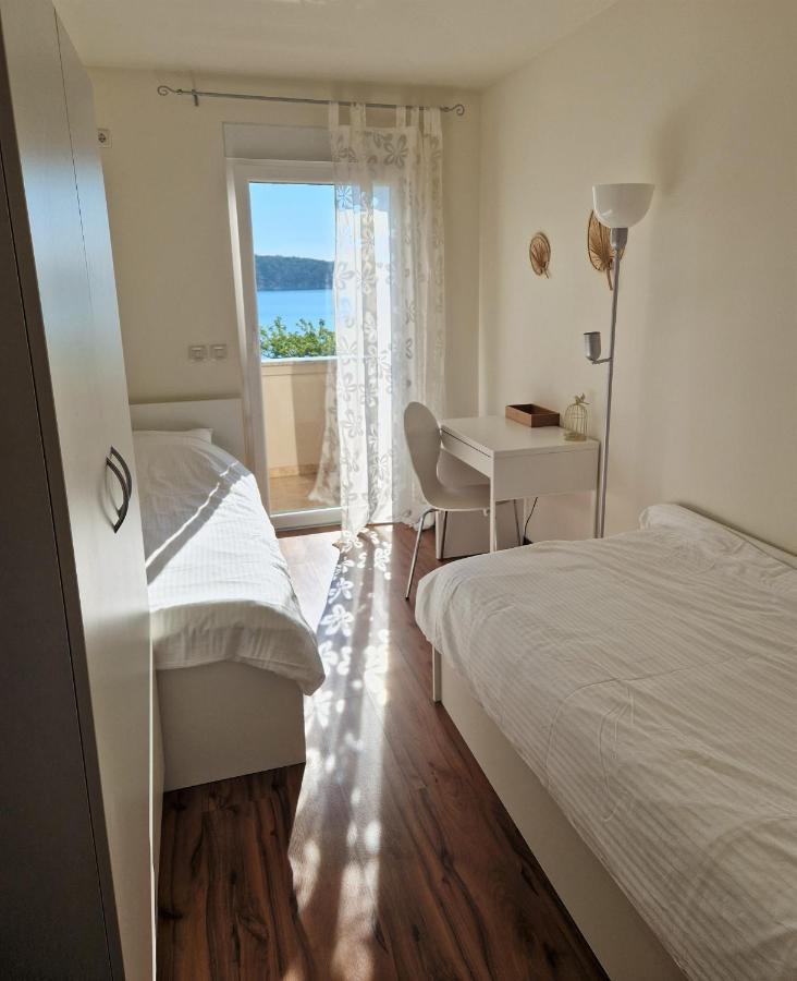 Villa Petra Barbat na Rabu Екстериор снимка